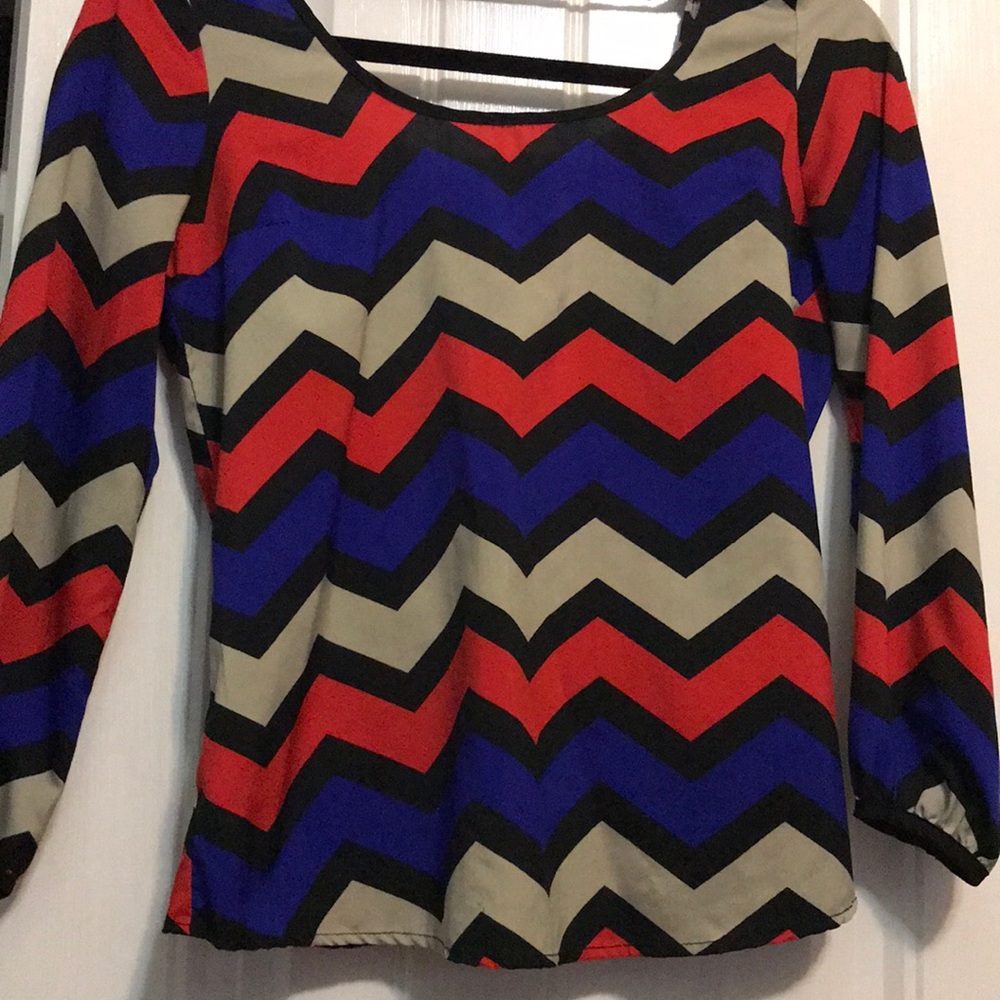 Backless dress shirt